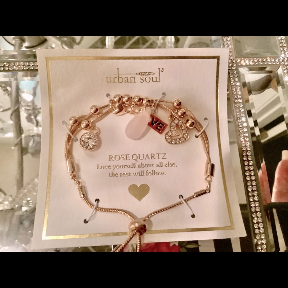 Beautiful charm bracelet urban soul
